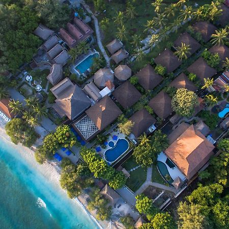 Villa Grasia ギリ・トラワンガン エクステリア 写真